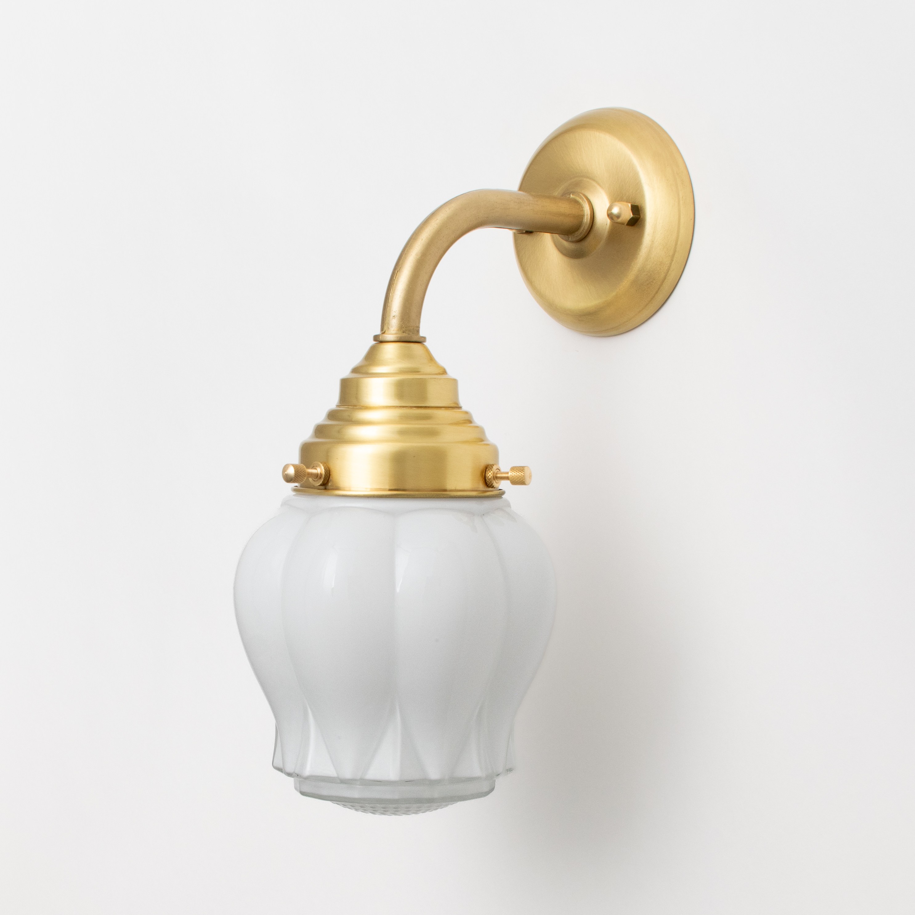 Wandlamp Eden Curve Messing