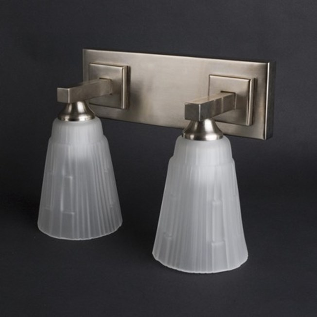 Badkamerlamp Dubplo dubbel met matnikkel armatuur en glaskap Blois Geetst