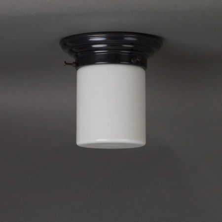 Plafonniere Cilinder Middel laag in melkwit glas met afgerond brons armatuur