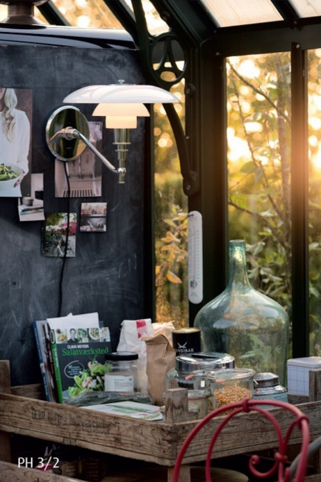 Sfeerimpressie Louis Poulsen Wandlamp PH 3/2