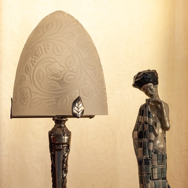 Franse Art Deco Tafellamp Koepel Bloemen